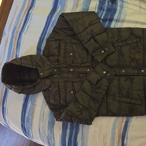 Old Navy Lightweight Puffer Jacket Size L (10-12) Big Kid Camo Print